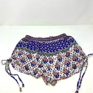 Women’s MINKPINK Shorts with Tie Detail Size XS